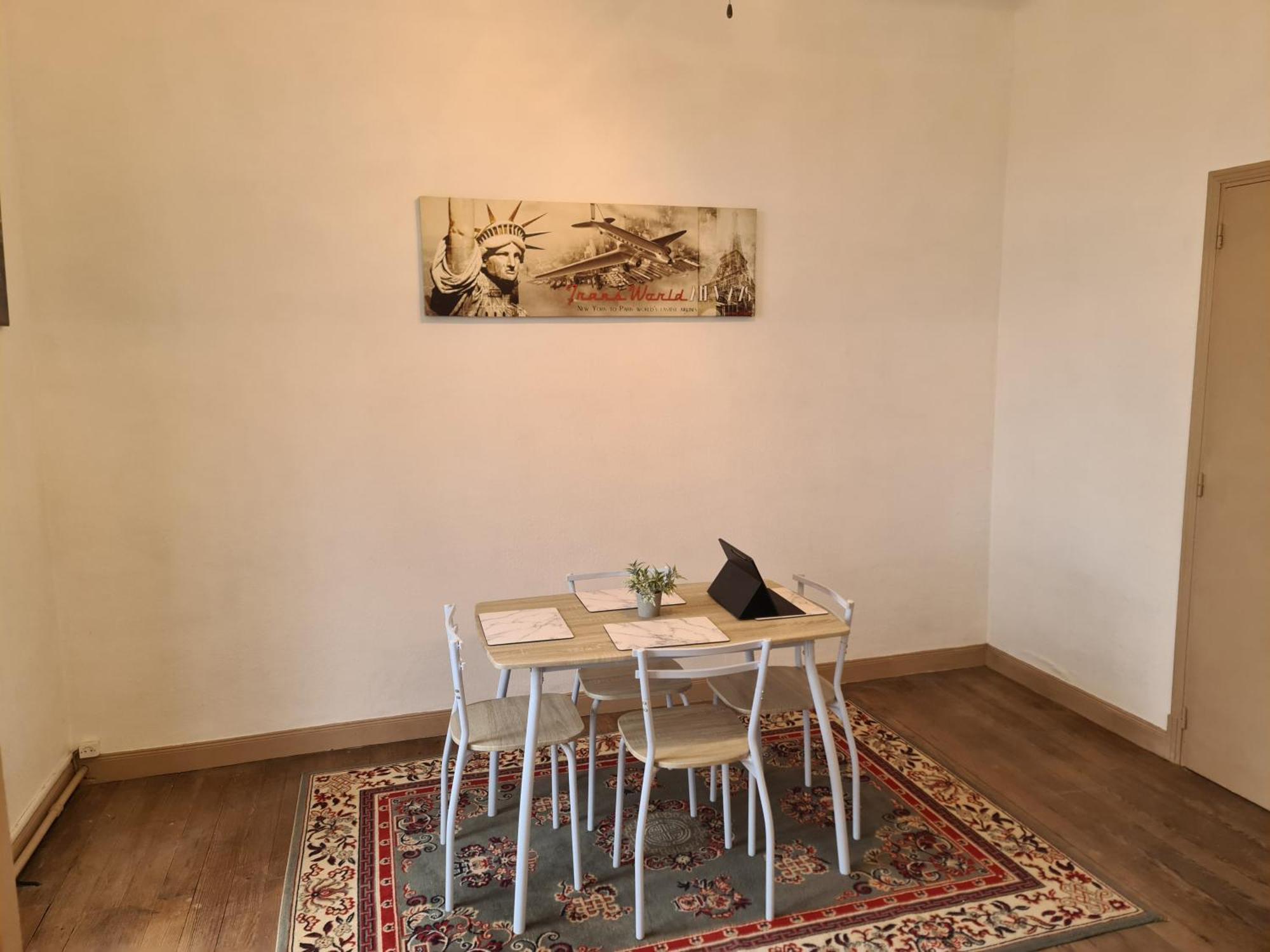 Apartment Spacious Luxury 2 Bed Carcassonne