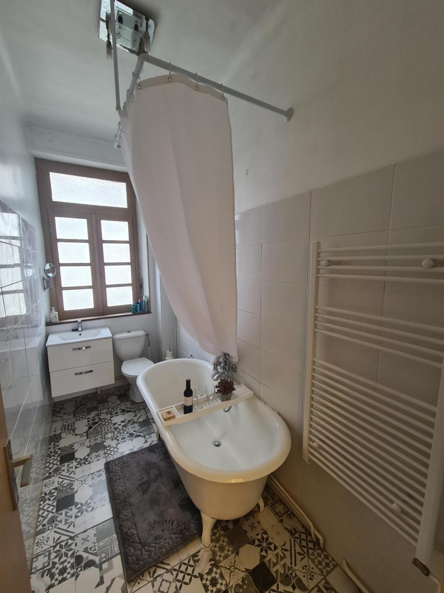 Spacious Luxury 2 Bed Apartment