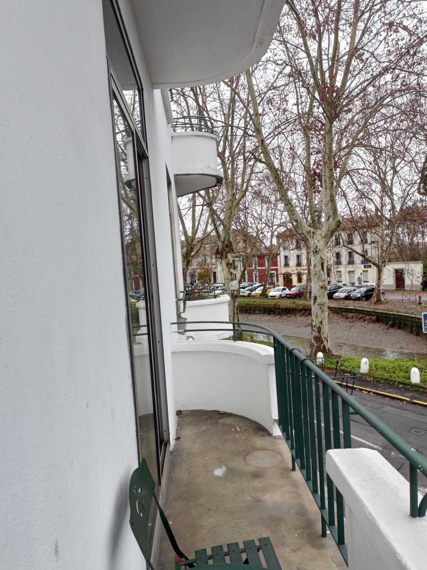 Spacious Luxury 2 Bed Apartment *